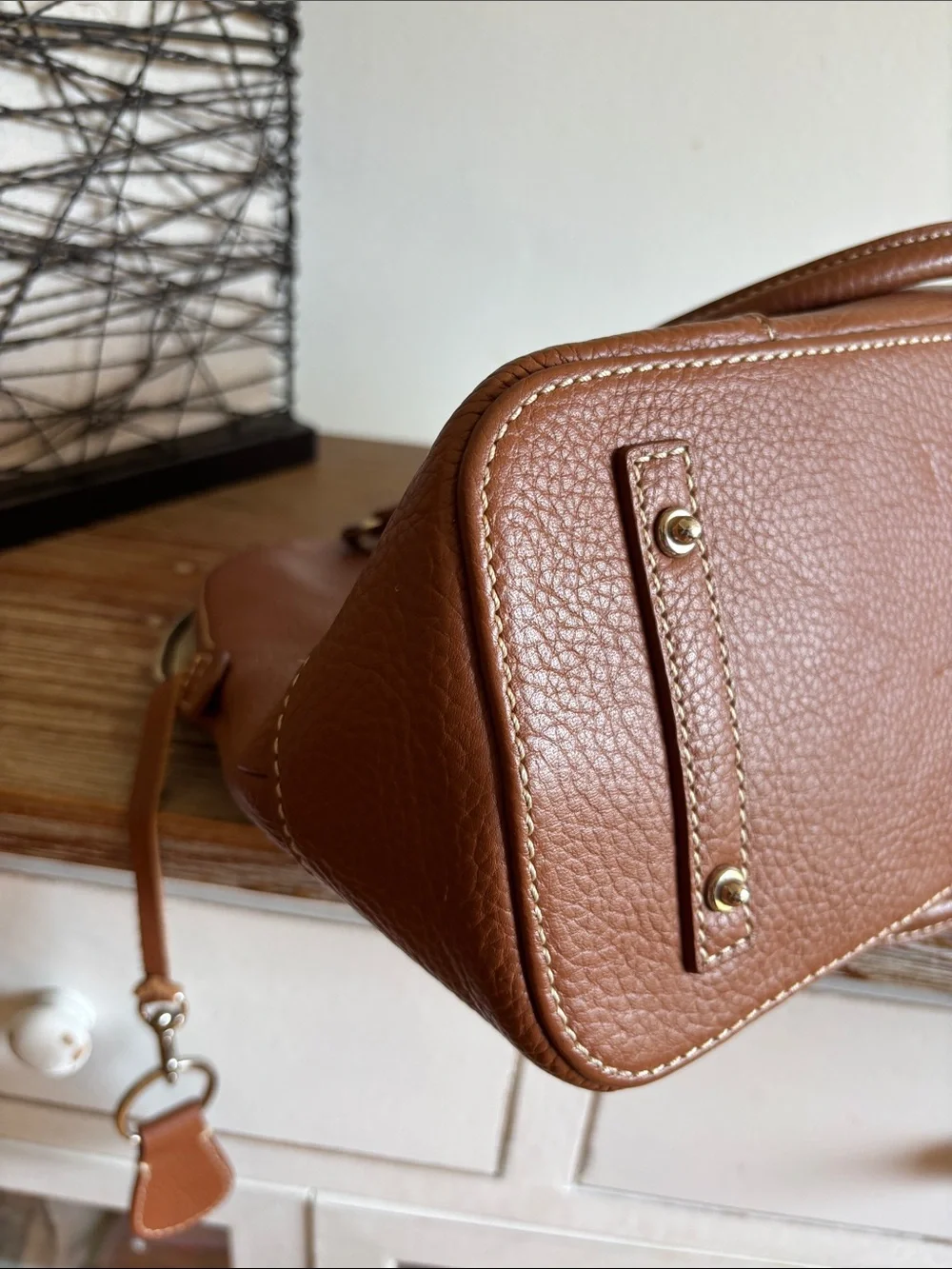 Dooney & Bourke caramel brown